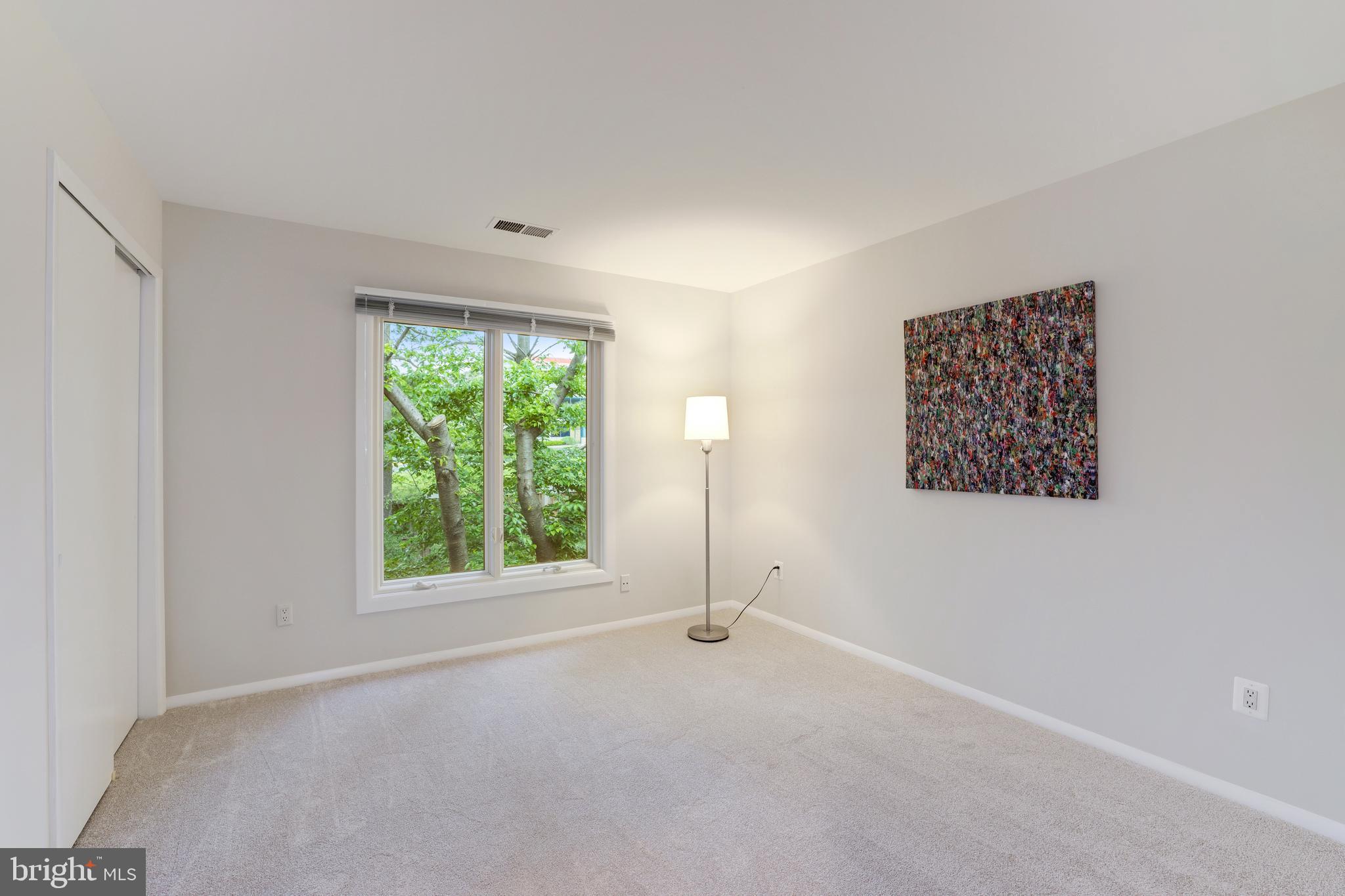 1924 Lakeport Way Reston, VA 20191 - Photo 32 of 68 Gallery Image 32