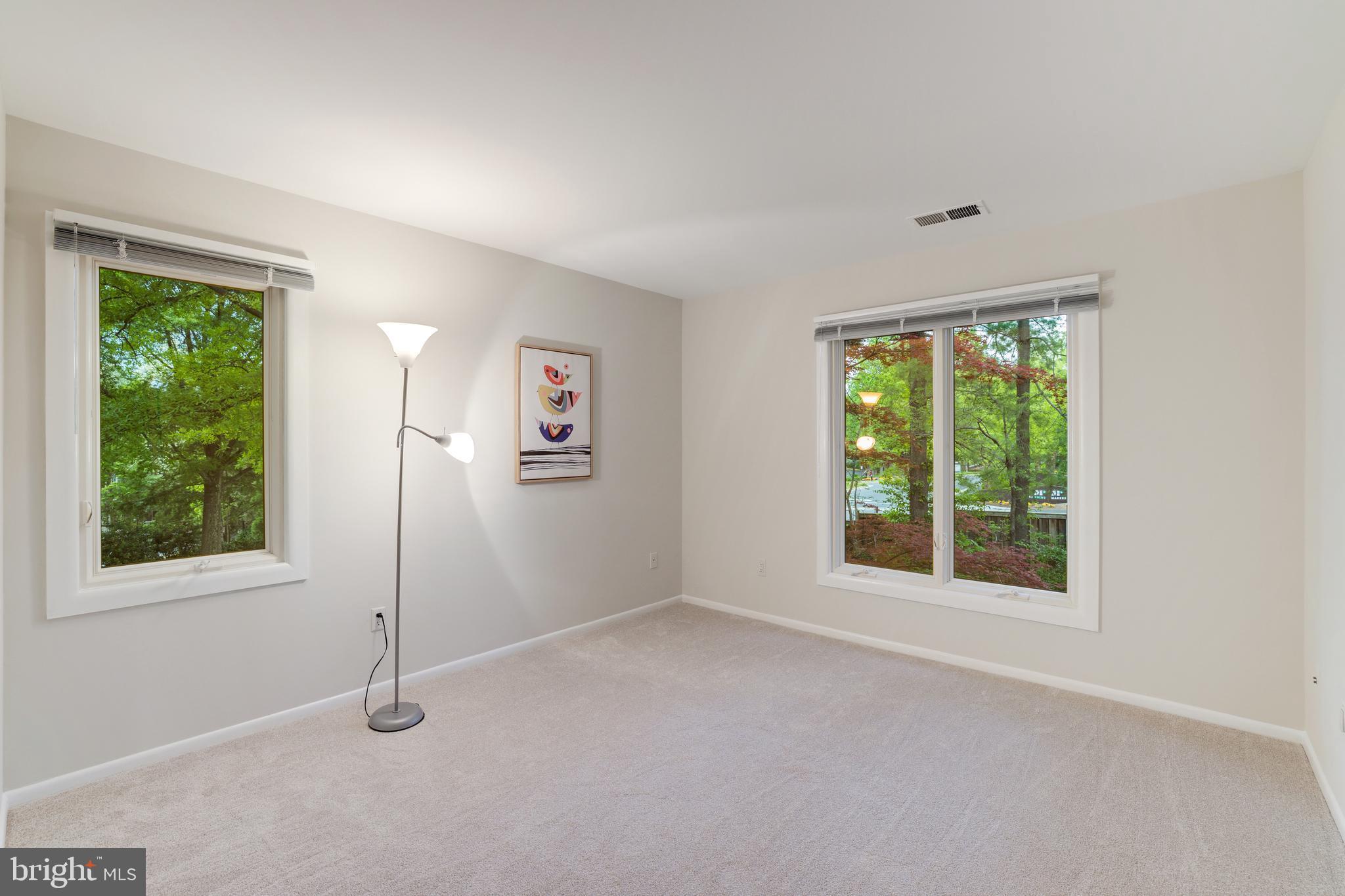1924 Lakeport Way Reston, VA 20191 - Photo 33 of 68 Gallery Image 33