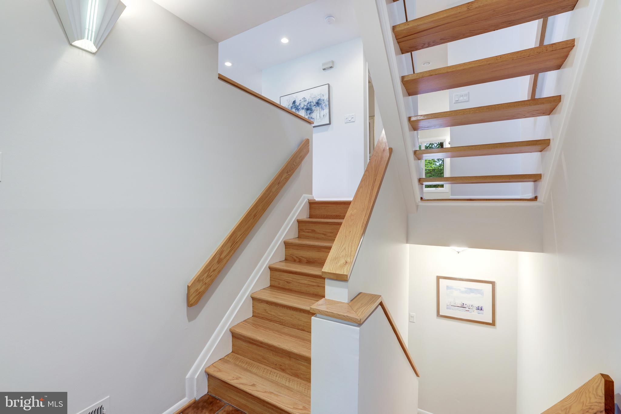1924 Lakeport Way Reston, VA 20191 - Photo 35 of 68 Gallery Image 35