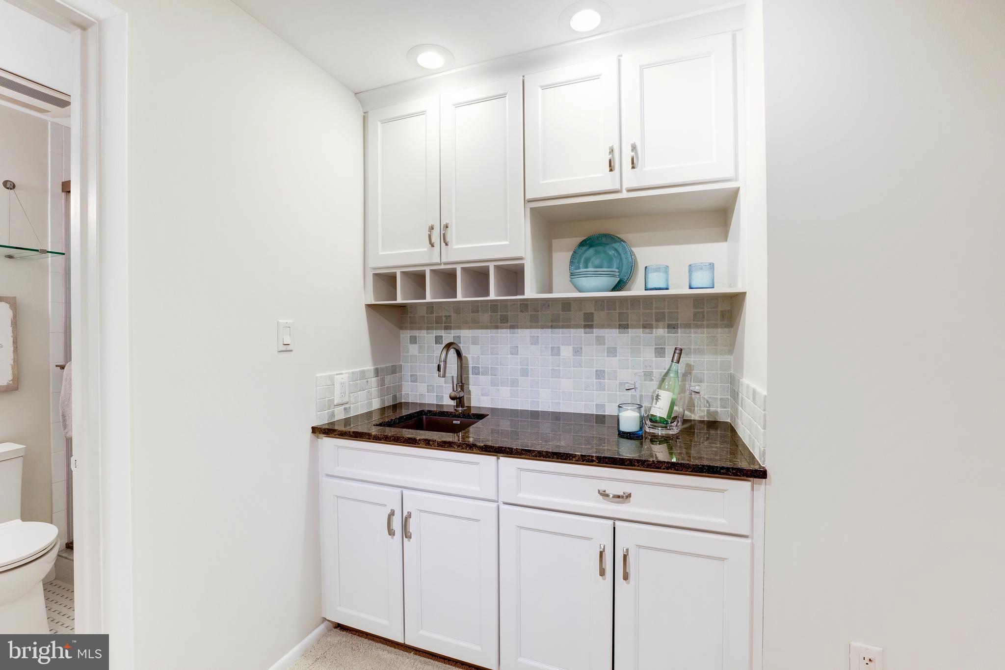 1924 Lakeport Way Reston, VA 20191 - Photo 39 of 68 Gallery Image 39
