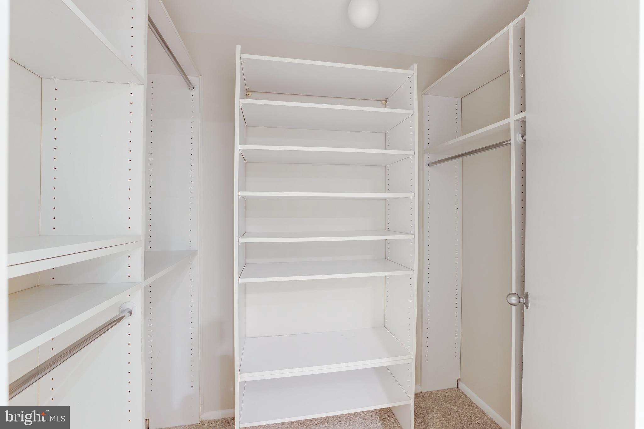 1924 Lakeport Way Reston, VA 20191 - Photo 42 of 68 Gallery Image 42