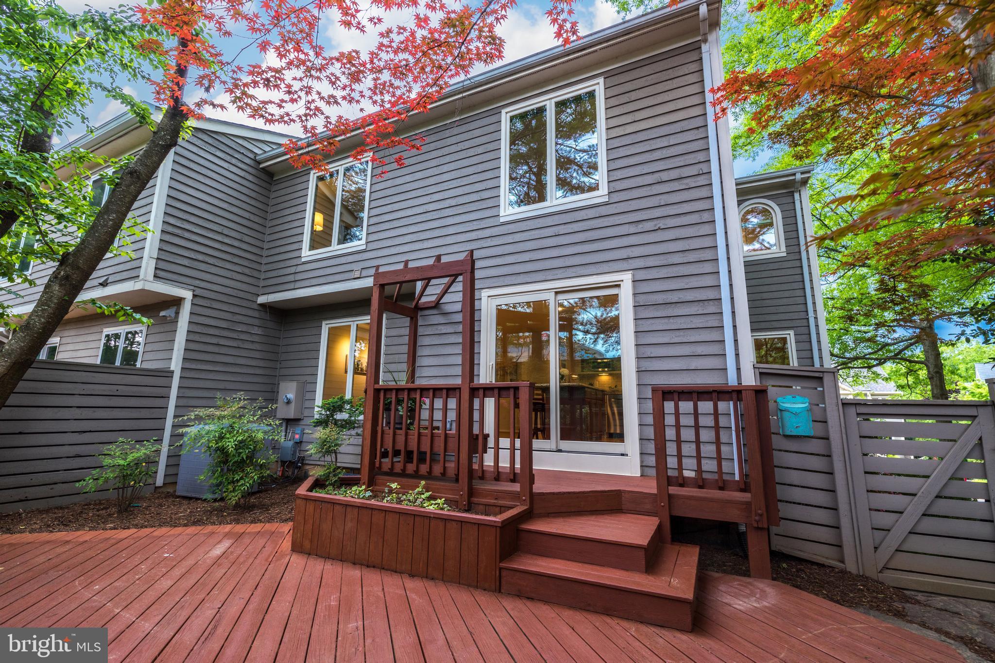 1924 Lakeport Way Reston, VA 20191 - Photo 46 of 68 Gallery Image 46