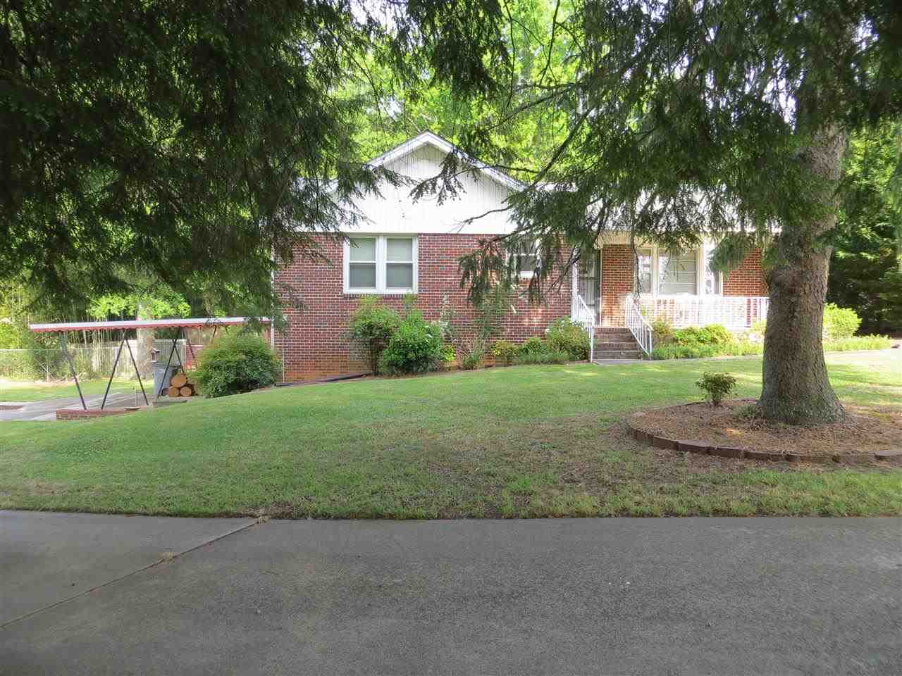 136 Staunton Bridge Road Greenville, SC 29611 - Photo 1 of 1 Gallery Image 1