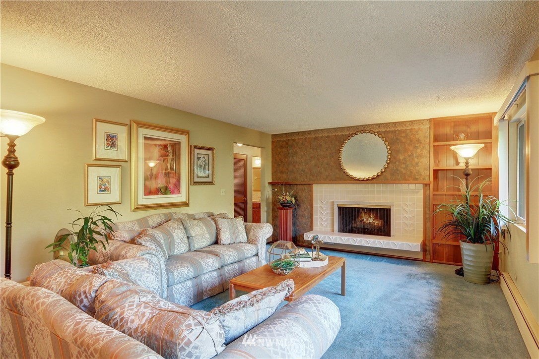 18415 West Spring Lake Drive Southeast Renton, WA 98058 - Photo 13 of 40