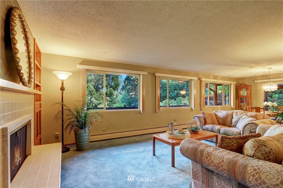 18415 West Spring Lake Drive Southeast Renton, WA 98058 - Photo 14 of 40