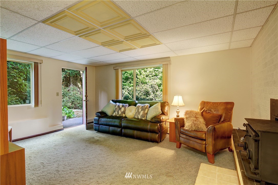 18415 West Spring Lake Drive Southeast Renton, WA 98058 - Photo 22 of 40