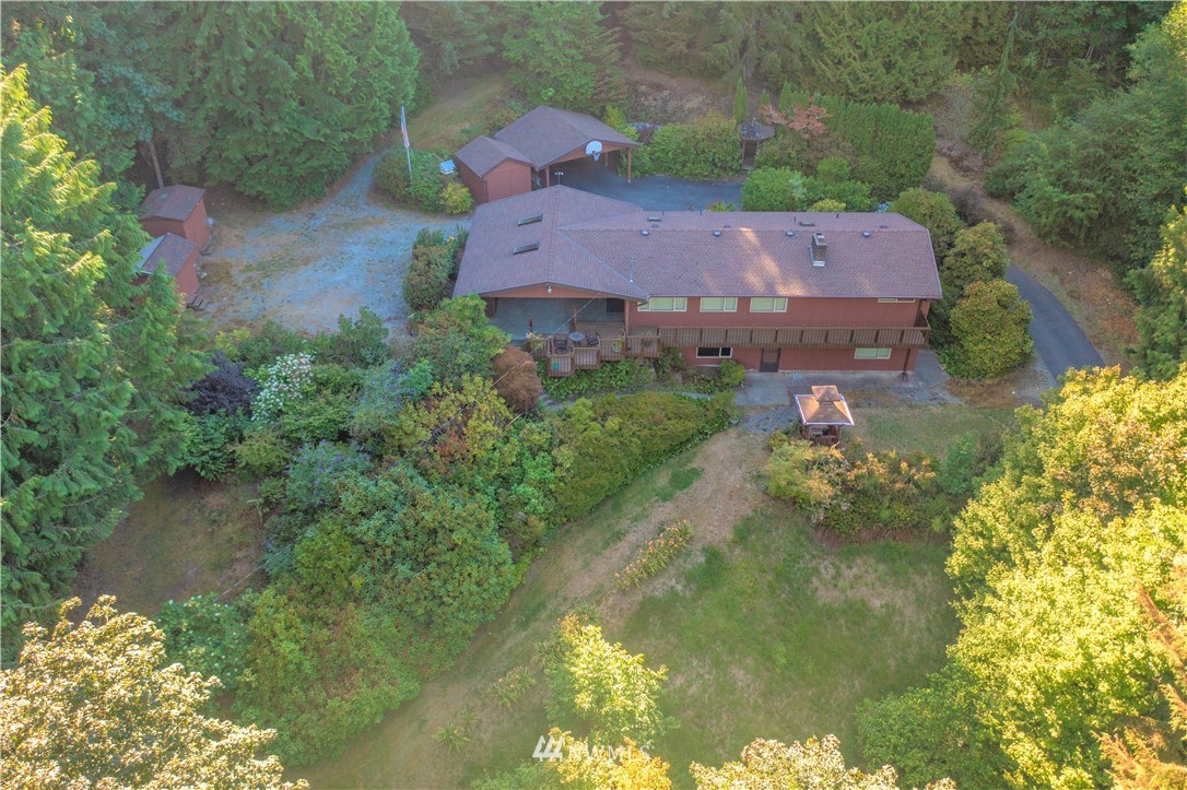 18415 West Spring Lake Drive Southeast Renton, WA 98058 - Photo 4 of 40