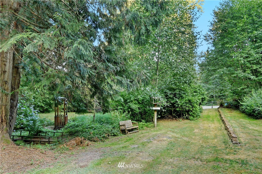 18415 West Spring Lake Drive Southeast Renton, WA 98058 - Photo 35 of 40