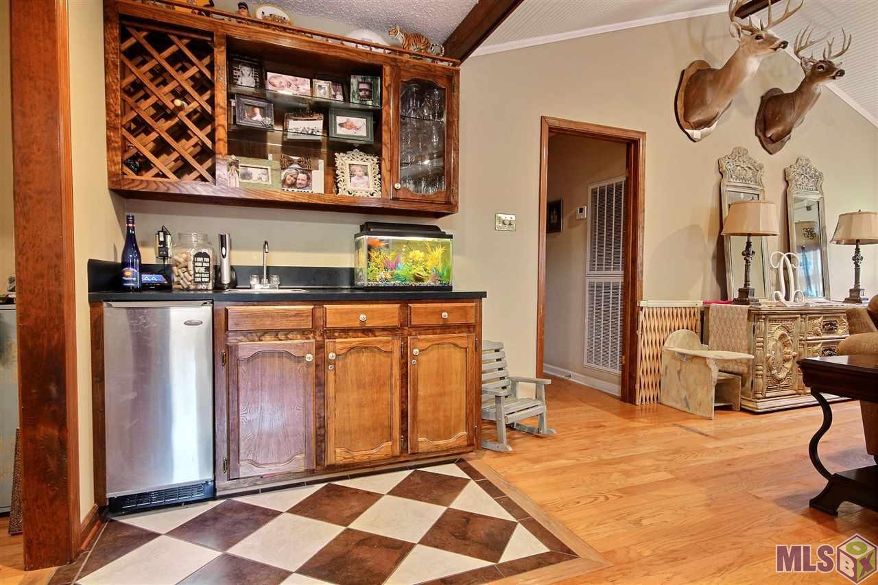 8831 Sharlane Drive Baton Rouge, LA 70809 - Photo 11 of 24 Gallery Image 11