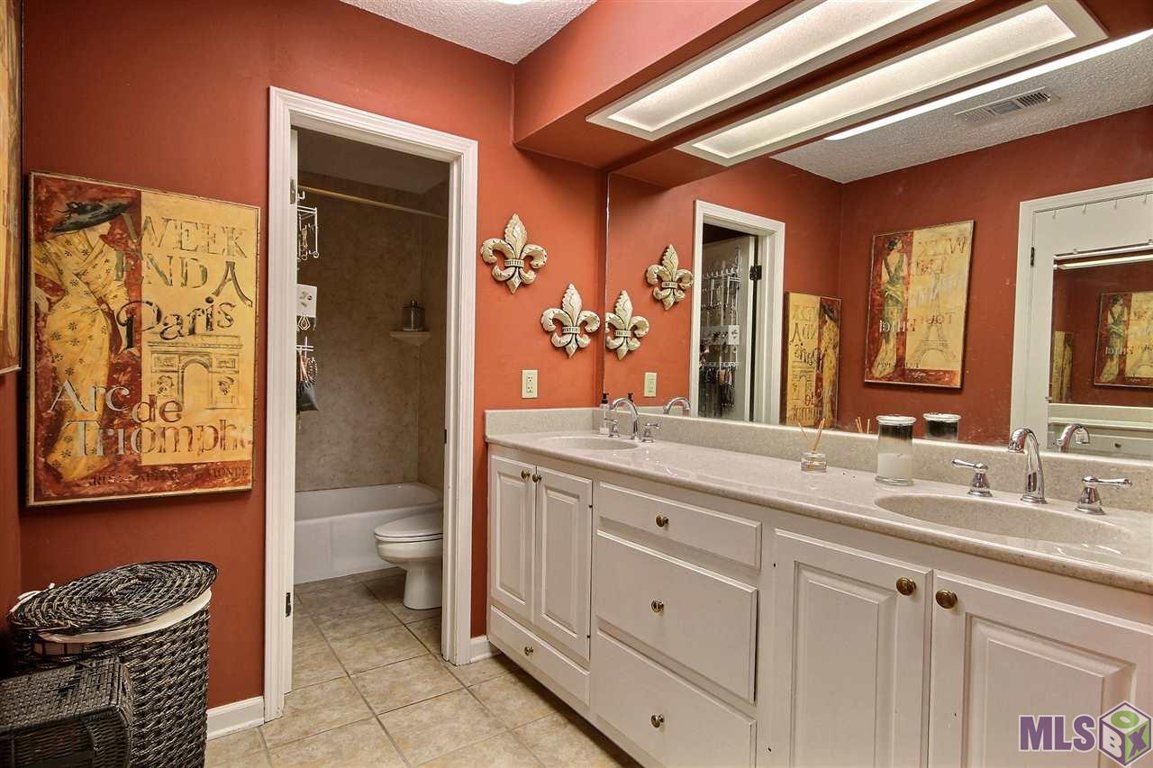 8831 Sharlane Drive Baton Rouge, LA 70809 - Photo 13 of 24 Gallery Image 13