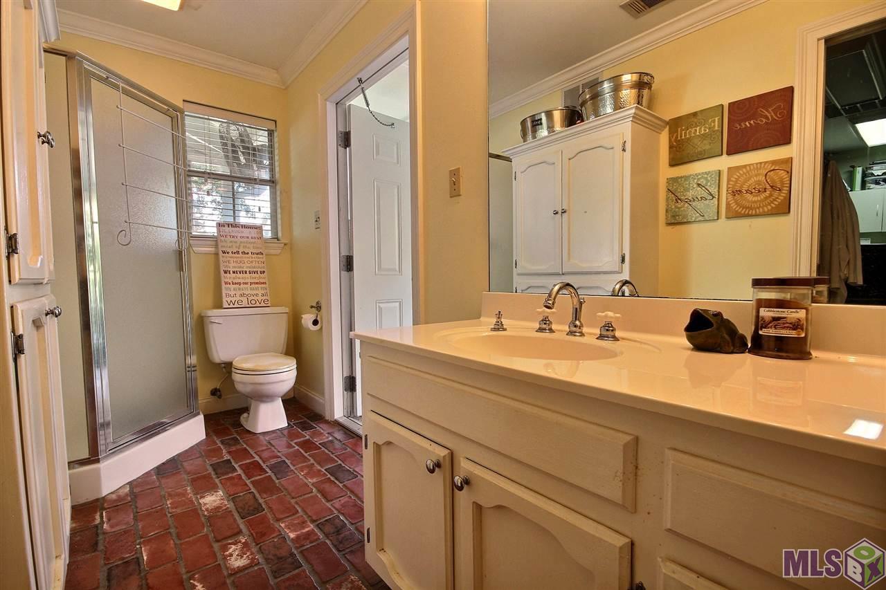 8831 Sharlane Drive Baton Rouge, LA 70809 - Photo 17 of 24 Gallery Image 17