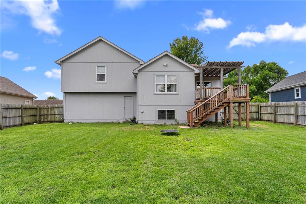 920 East Pumpkin Ridge Gardner, KS 66030 - Photo 28 of 28