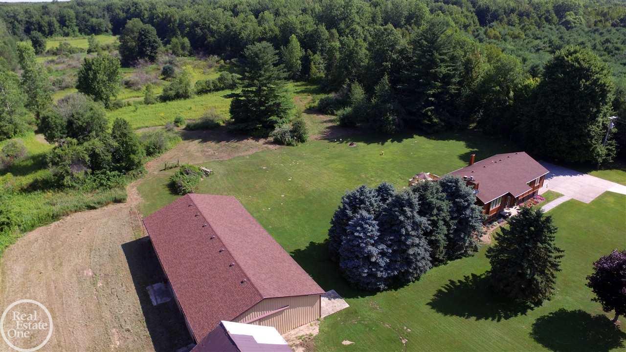 7640 Trumble Road Columbus, MI 48063 - Photo 37 of 59 31298268-37.JPG