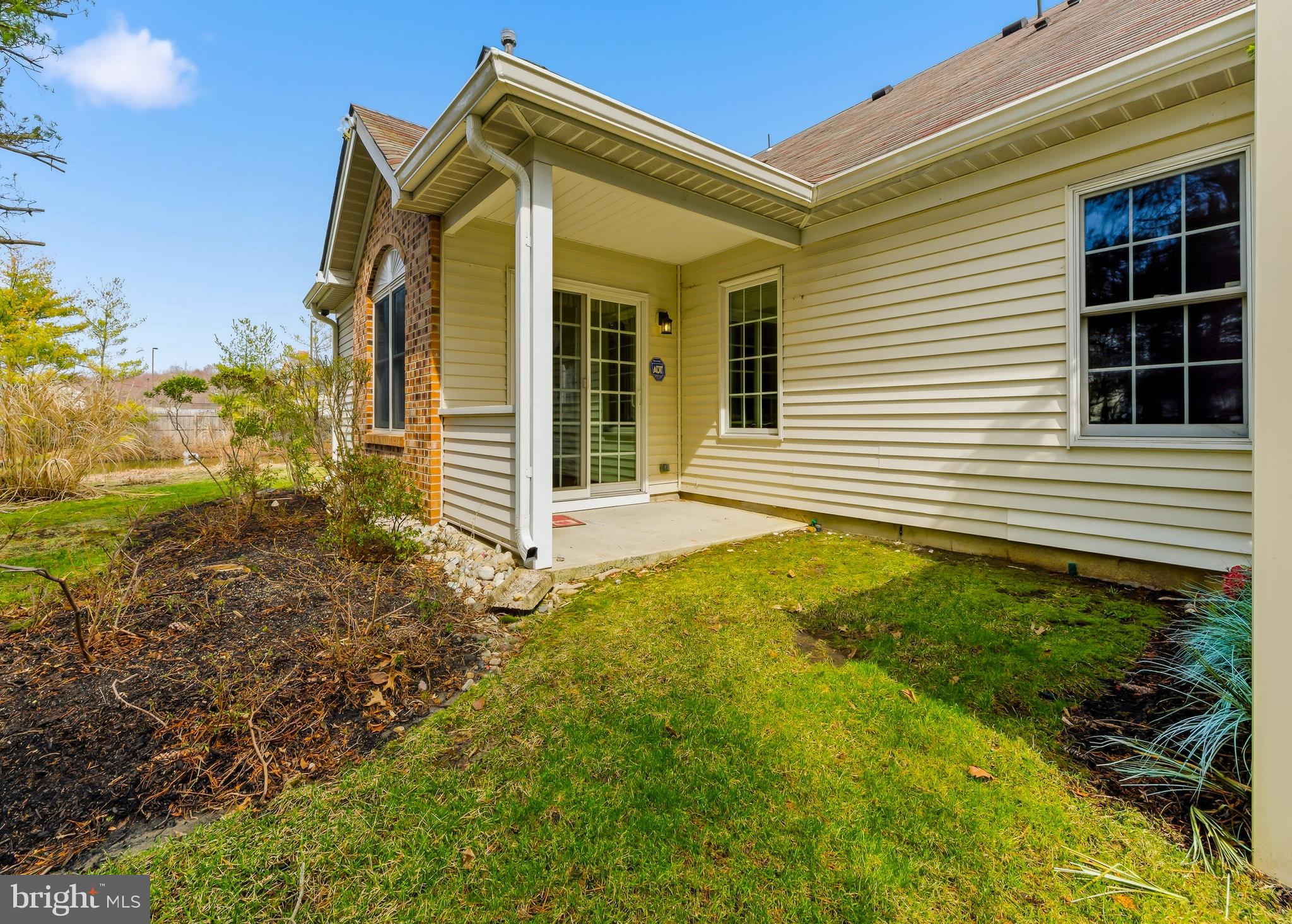 903 Ginger Court Mount Laurel, NJ 08054 - Photo 14 of 17 Outback covered patio