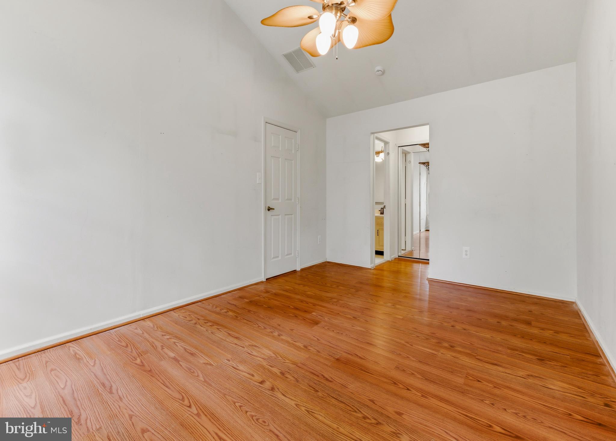 903 Ginger Court Mount Laurel, NJ 08054 - Photo 7 of 17 Primary Bed