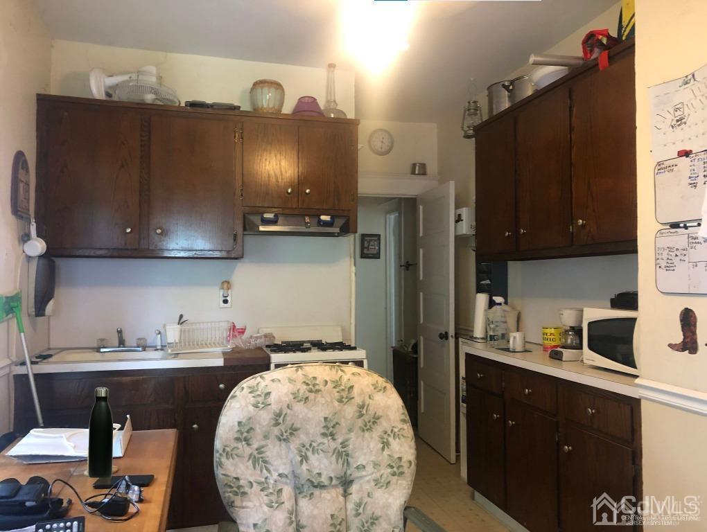 89 Milltown Road East Brunswick, NJ 08816 - Photo 8 of 22 Gallery Image 8