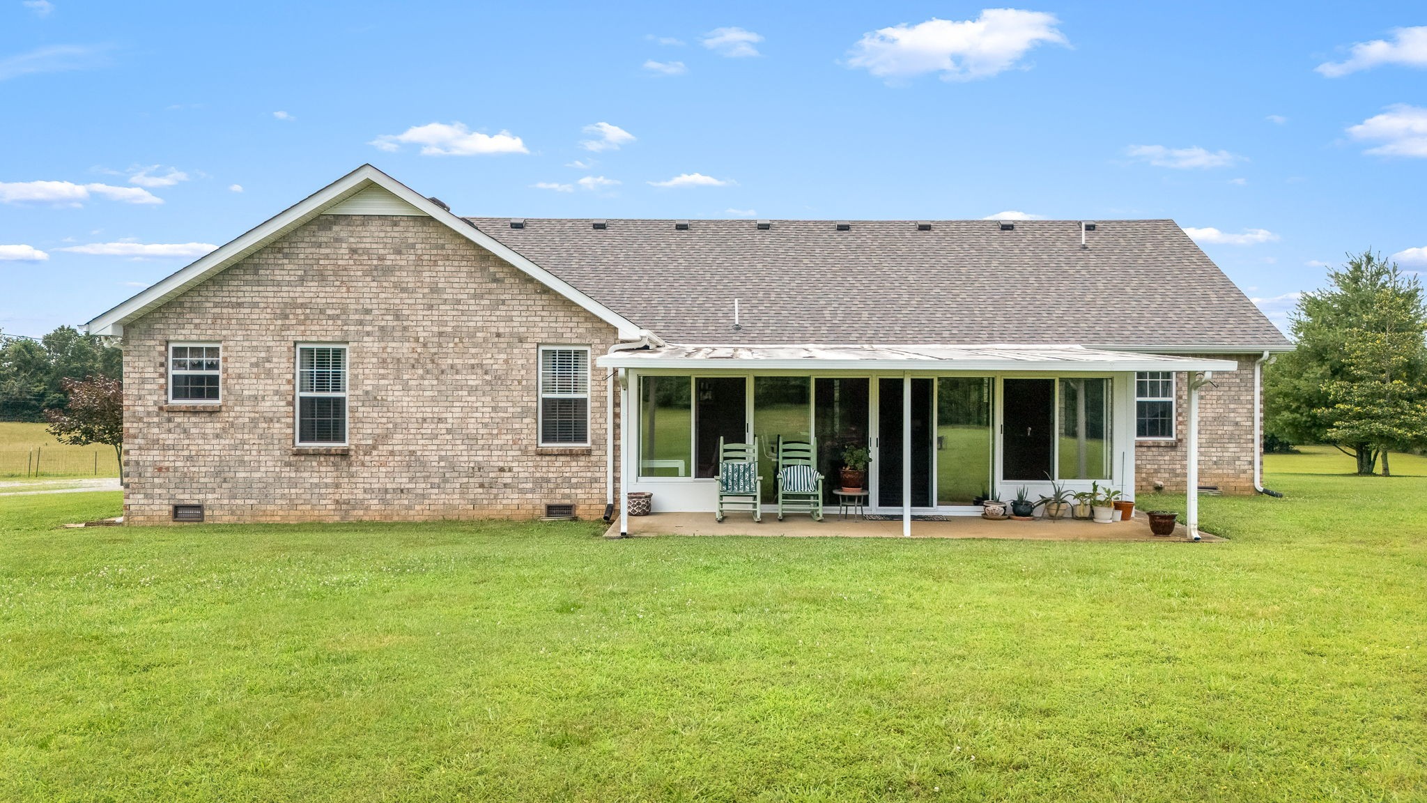 4330 River Lane Milton, TN 37118 - Photo 32 of 44 a front view of house with yard and outdoor seating