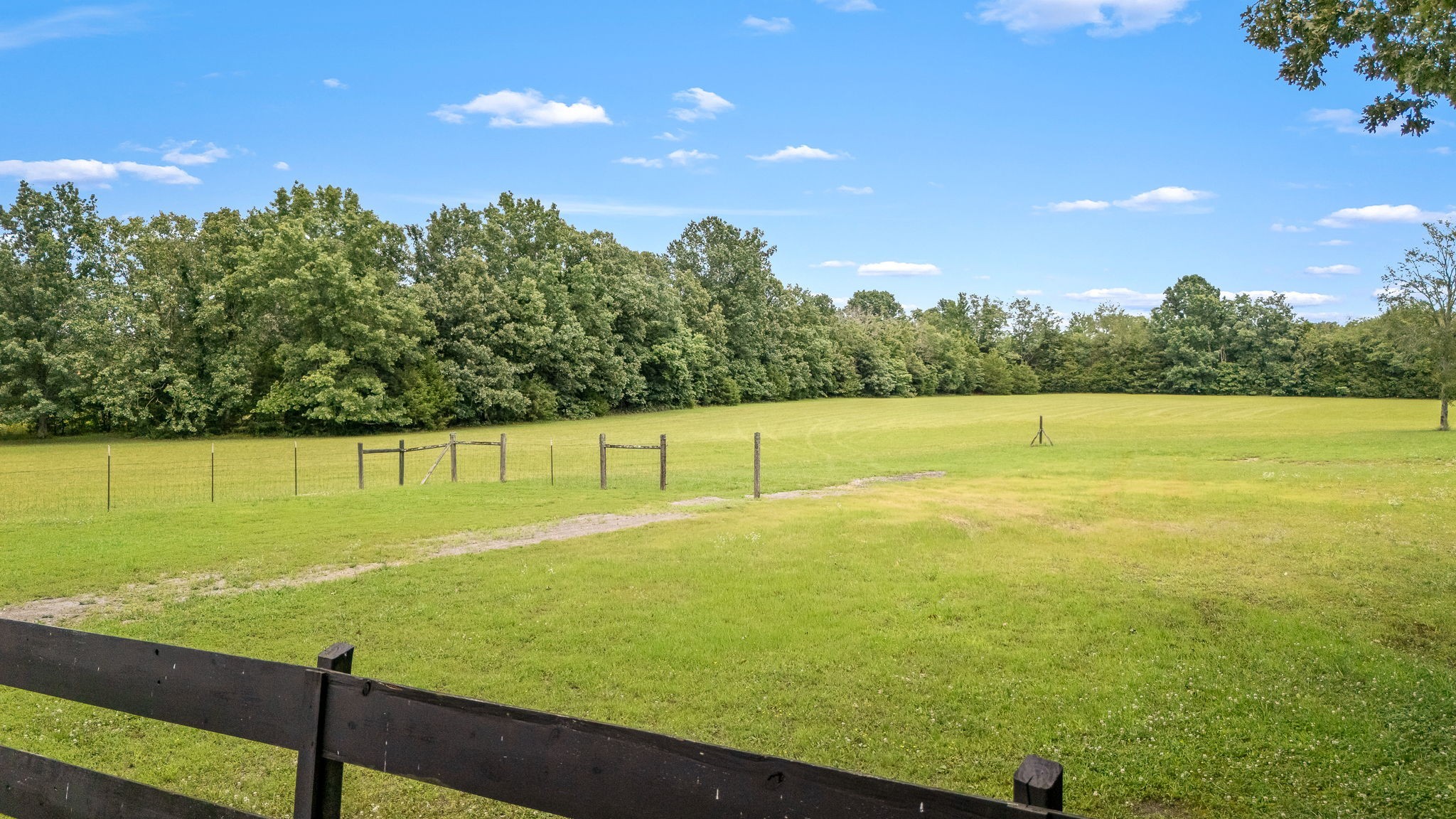 4330 River Lane Milton, TN 37118 - Photo 42 of 44 a view of an outdoor space and mountain view