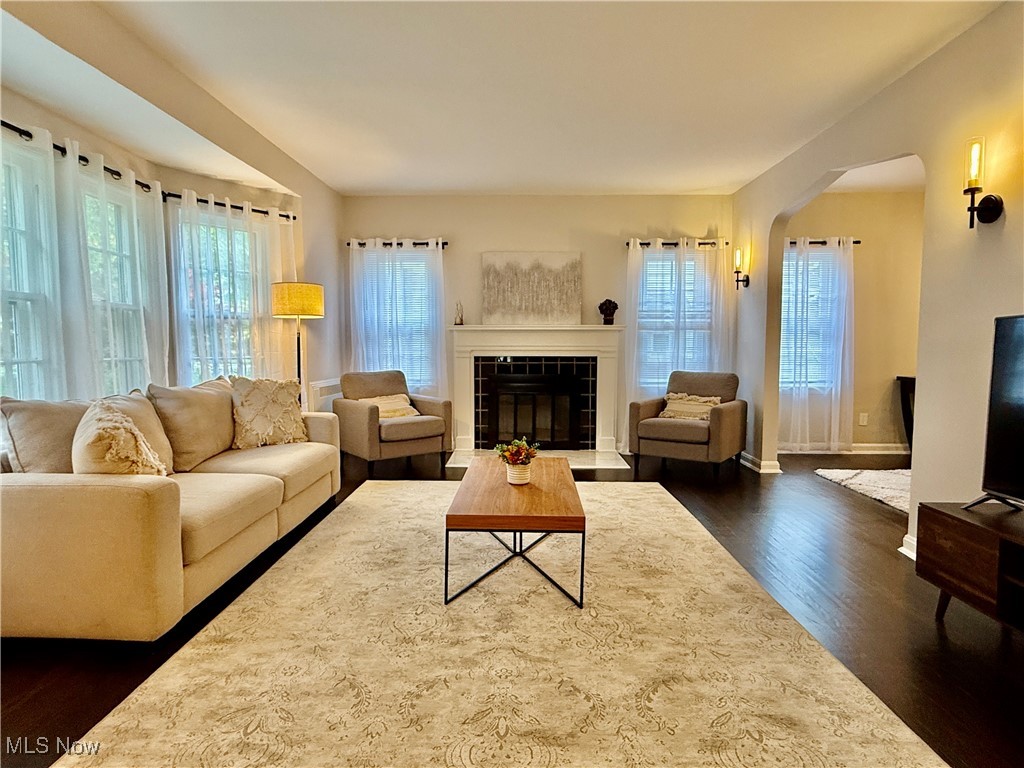 2337 Charney Road Cleveland, OH 44118 - Photo 13 of 34 Gallery Image 13
