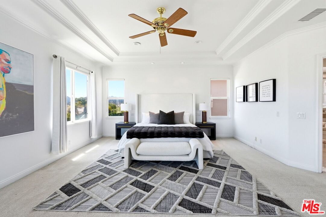 20274 Vía Medici Porter Ranch, CA 91326 - Photo 22 of 56