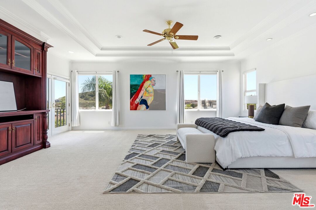 20274 Vía Medici Porter Ranch, CA 91326 - Photo 23 of 56