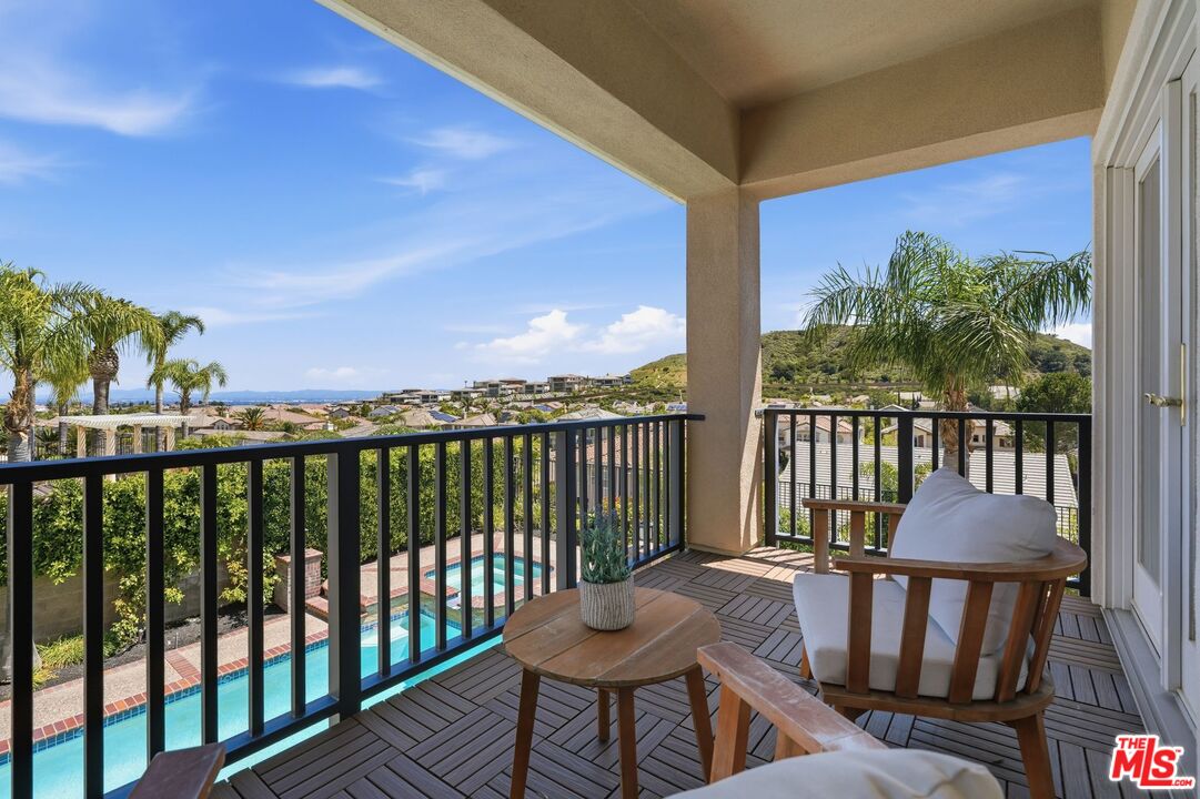 20274 Vía Medici Porter Ranch, CA 91326 - Photo 30 of 56