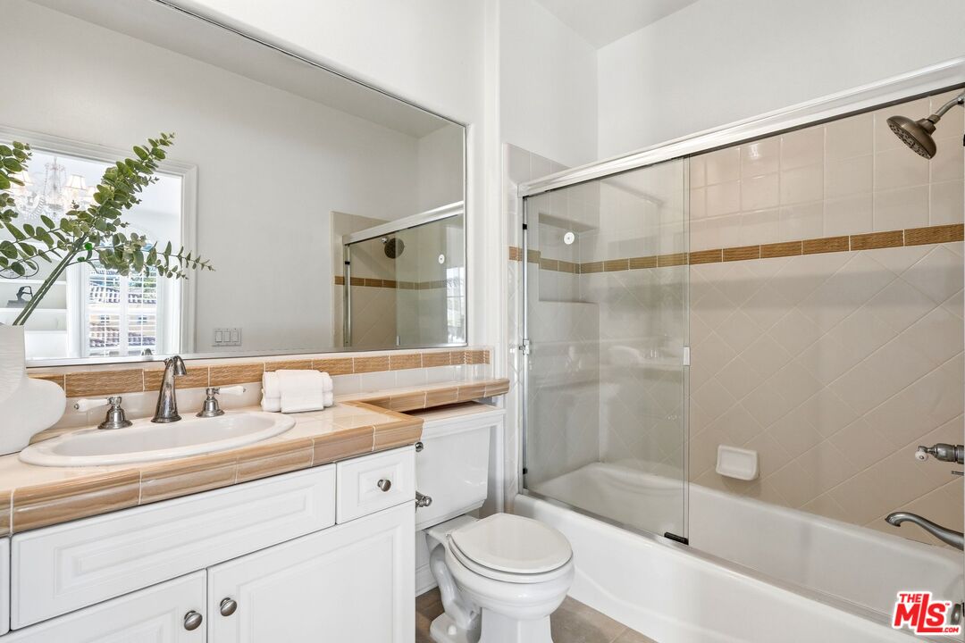 20274 Vía Medici Porter Ranch, CA 91326 - Photo 35 of 56