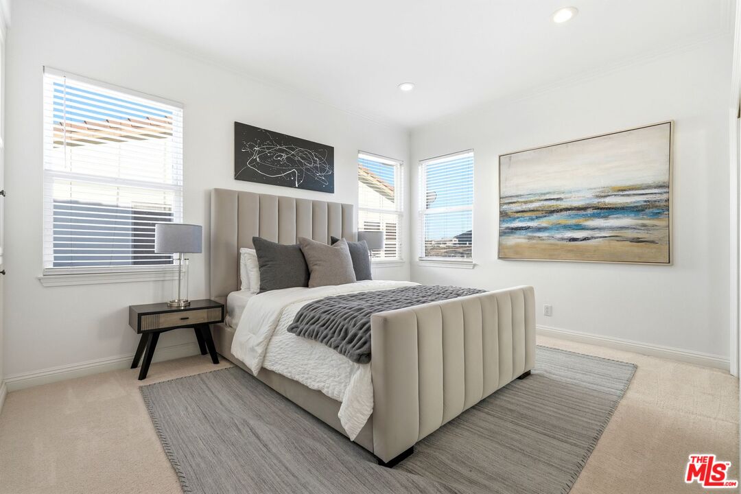 20274 Vía Medici Porter Ranch, CA 91326 - Photo 37 of 56