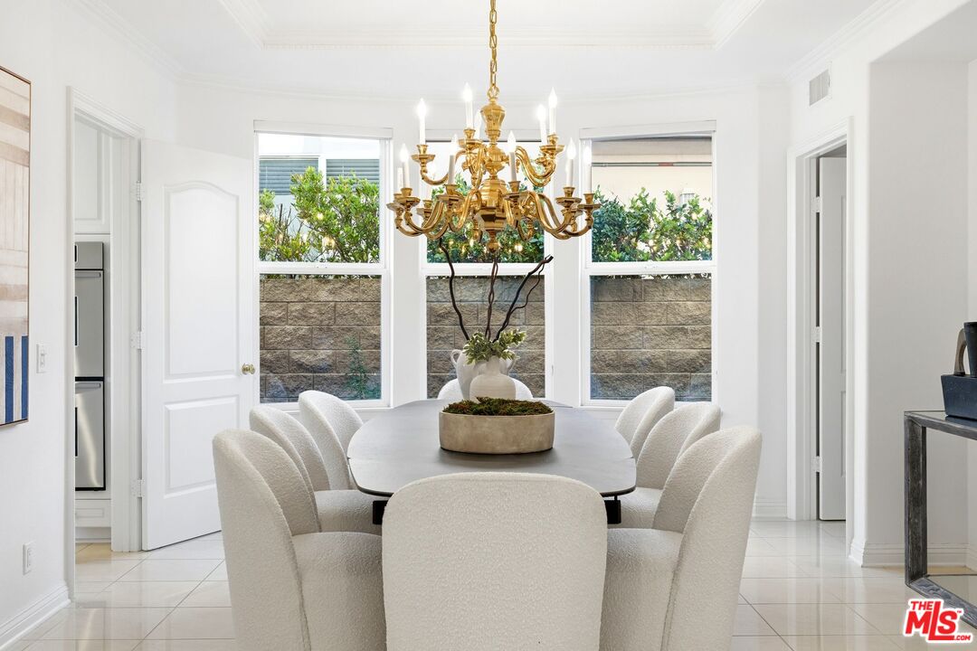 20274 Vía Medici Porter Ranch, CA 91326 - Photo 7 of 56