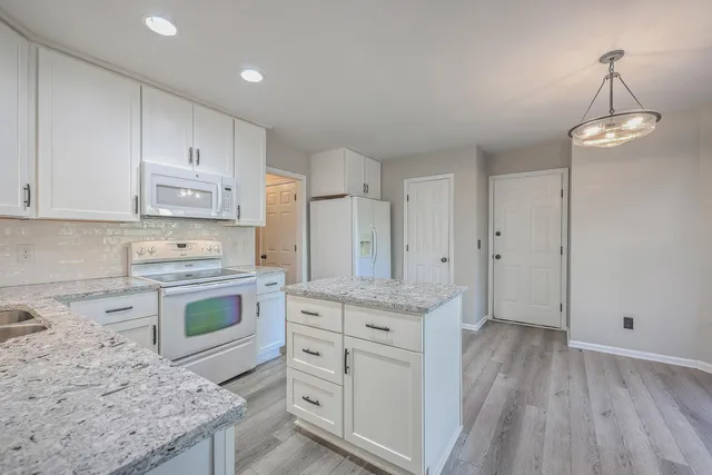 $3,795 | 478 Mt Royall Drive, Mount Pleasant, SC 29464