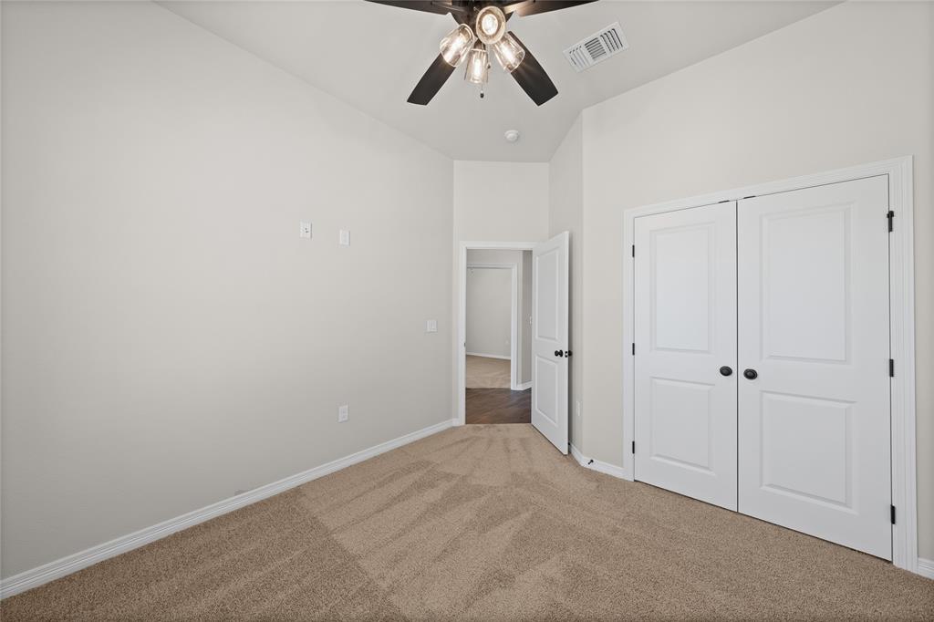 132 Lasso Loop Lorena, TX 76655 - Photo 18 of 36 Gallery Image 18