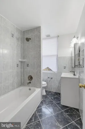 $594,999 | 227 Hawaii Avenue Northeast, Washington, DC 20011