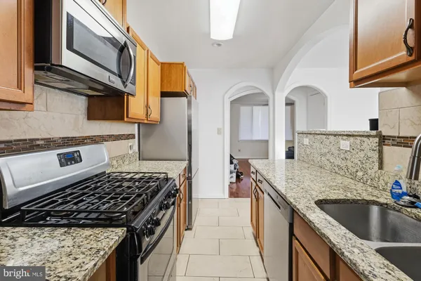 $594,999 | 227 Hawaii Avenue Northeast, Washington, DC 20011