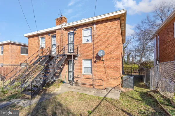 $594,999 | 227 Hawaii Avenue Northeast, Washington, DC 20011