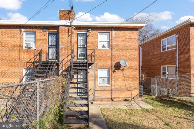 $604,999 | 227 Hawaii Avenue Northeast, Washington, DC 20011