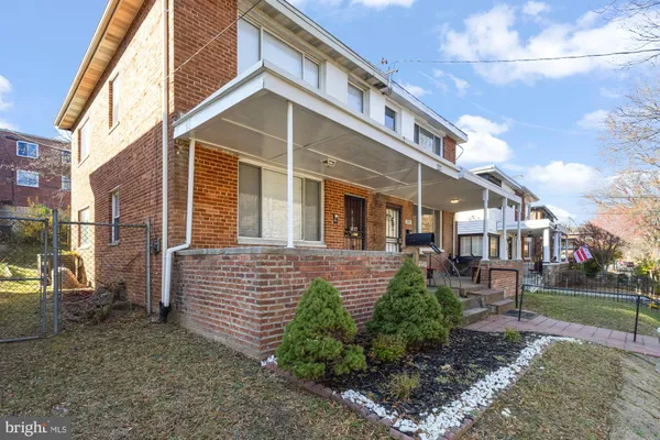 $594,999 | 227 Hawaii Avenue Northeast, Washington, DC 20011