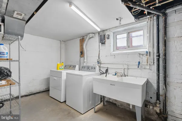 $594,999 | 227 Hawaii Avenue Northeast, Washington, DC 20011