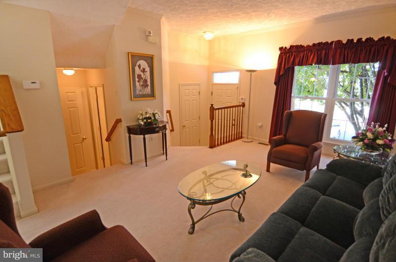 2172 Kyle Green Road Abingdon, MD 21009 - Photo 2 of 24 Living Room