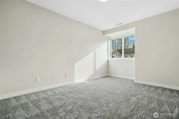 $310,000 | 10908 62nd Street East, Puyallup, WA 98372