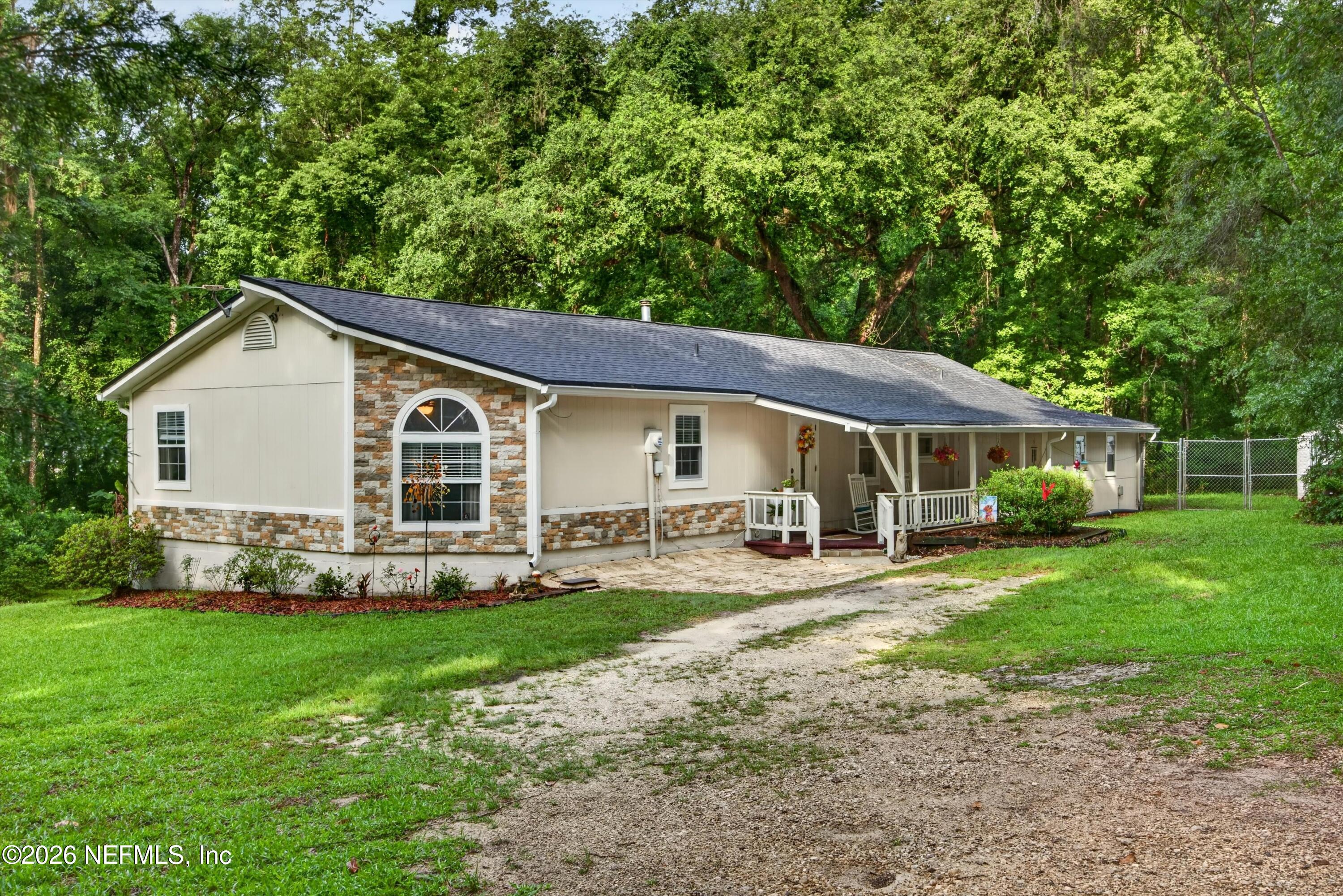 2140 Tom Thumb Road Middleburg, FL 32068 - Photo 1 of 47 Front view 1