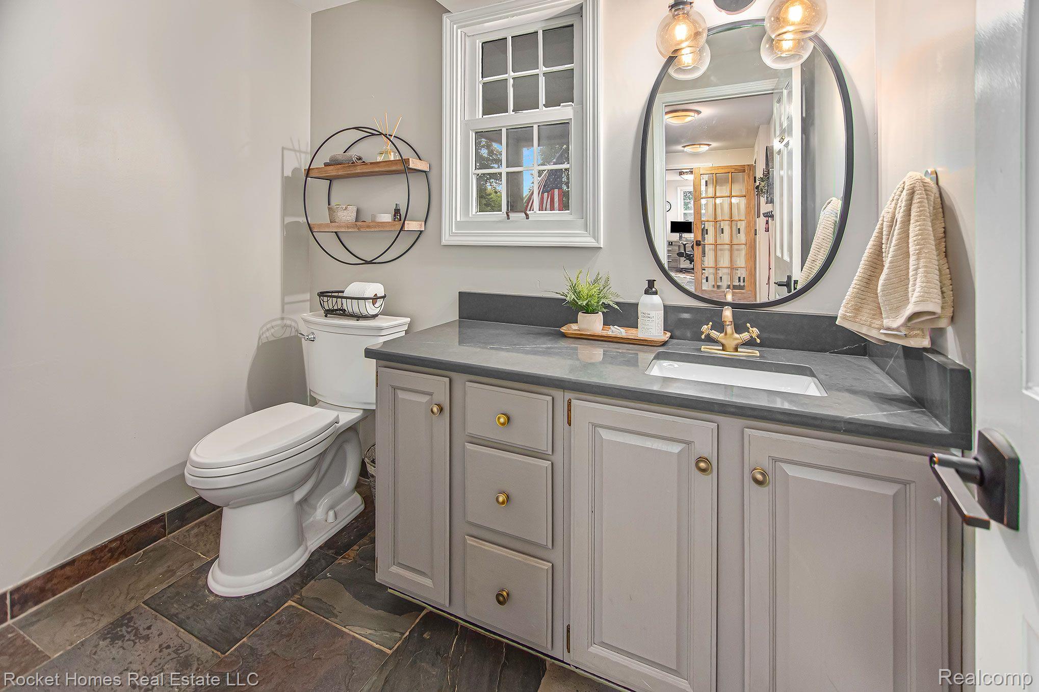 10385 Rama Court Clarkston, MI 48348 - Photo 16 of 39 Gallery Image 16