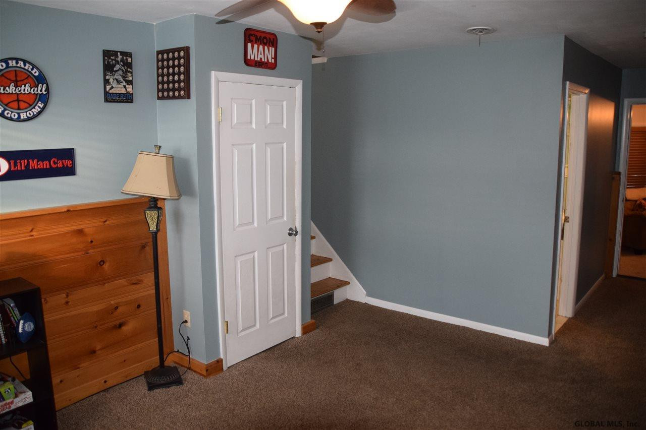 267 Vly Road Colonie, NY 12309 - Photo 10 of 38 Photo 10