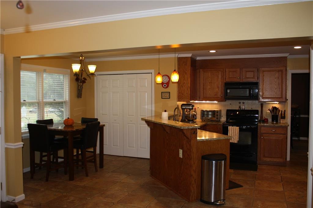 1194 Ione Baker Road Hickory, NC 28602 - Photo 12 of 37 Gallery Image 12