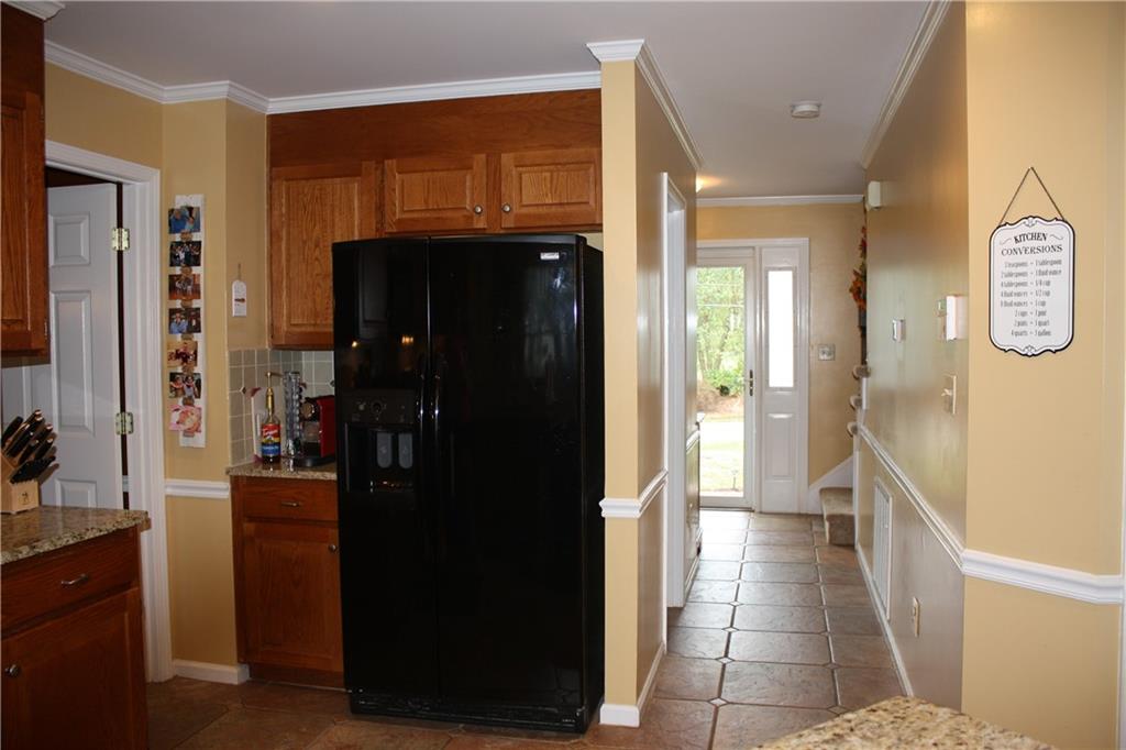 1194 Ione Baker Road Hickory, NC 28602 - Photo 17 of 37 Gallery Image 17