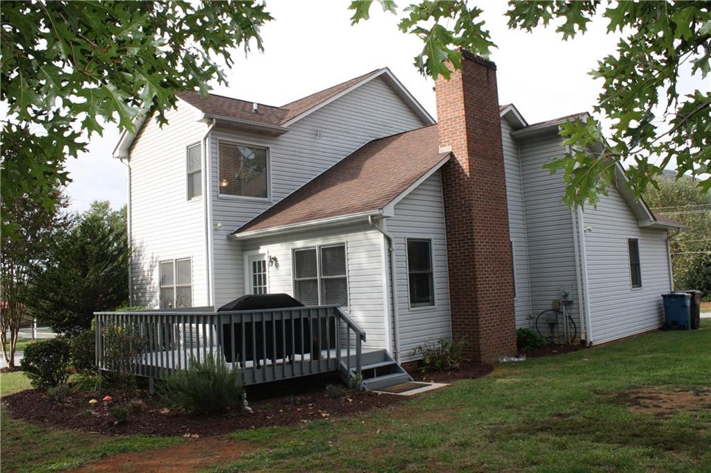 1194 Ione Baker Road Hickory, NC 28602 - Photo 3 of 37 Gallery Image 3