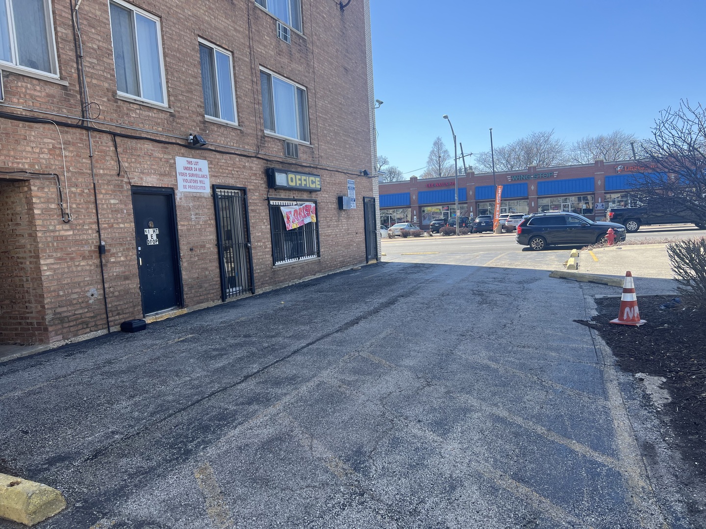 1227 South Harlem Avenue, Unit 512 Berwyn, IL 60402 - Photo 28 of 28 a view of a street with houses