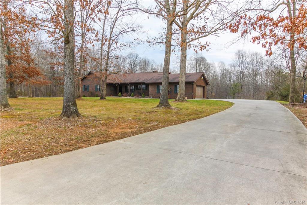 183 Treebark Road Statesville, NC 28625 - Photo 4 of 22 Gallery Image 4