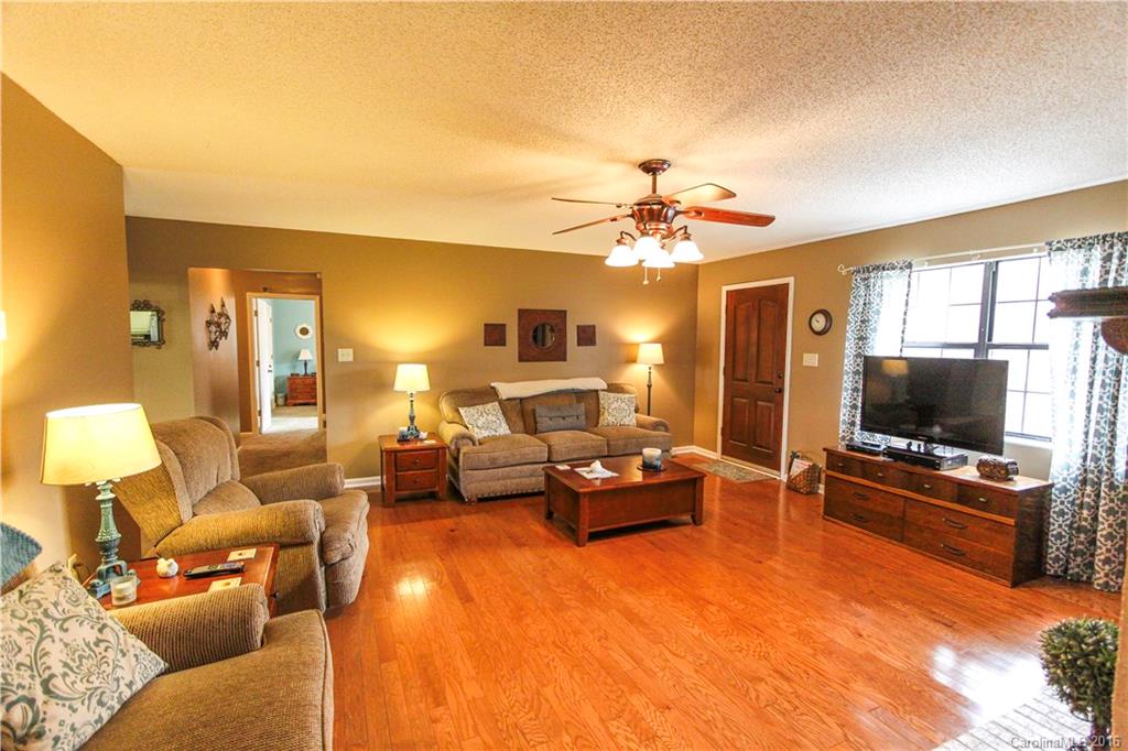 183 Treebark Road Statesville, NC 28625 - Photo 9 of 22 Gallery Image 9