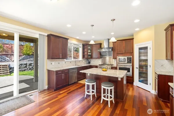 $850,000 | 12910 194th Ave Court East, Bonney Lake, WA 98391