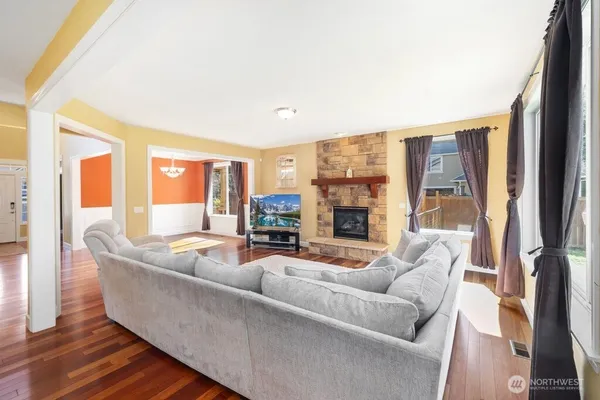 $850,000 | 12910 194th Ave Court East, Bonney Lake, WA 98391